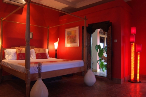 غرف نوم باللون الأحمر - ثقف نفسك 17