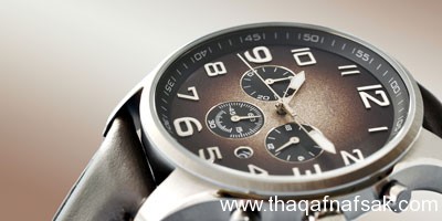 للرجال أساسيات شراء ساعة يد مناسبة