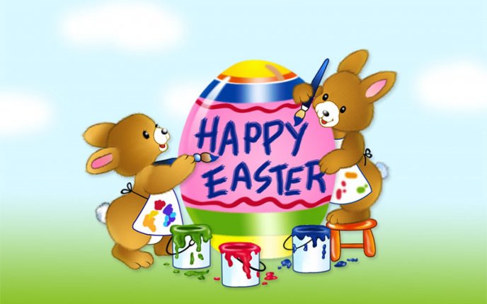 4477_Easter-bunnies-painting-a-big-egg