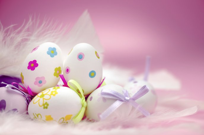 6920_White-eggs-with-beautiful-drawings-on-the-pink-background