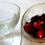 طريقة عمل ماء الورد بالصور