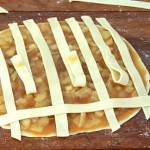 جهزي بسكويت فطيرة التفاح بالكراميل 8