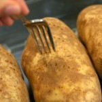 وصفة متميزة لعمل البطاطس المخبوزة2