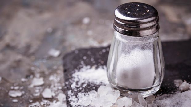 فوائد الملح في العلاج استخدمه الأن وعالج نفسك