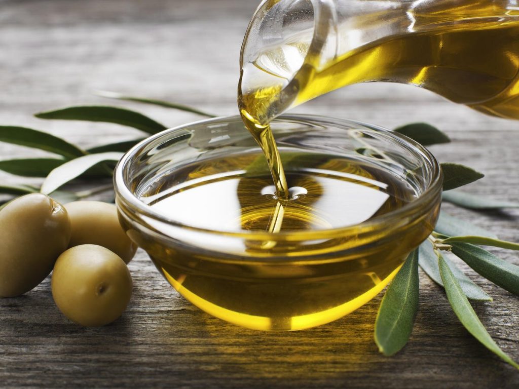 Face lift recipe with olive oil