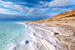 الماء في البحر الميت