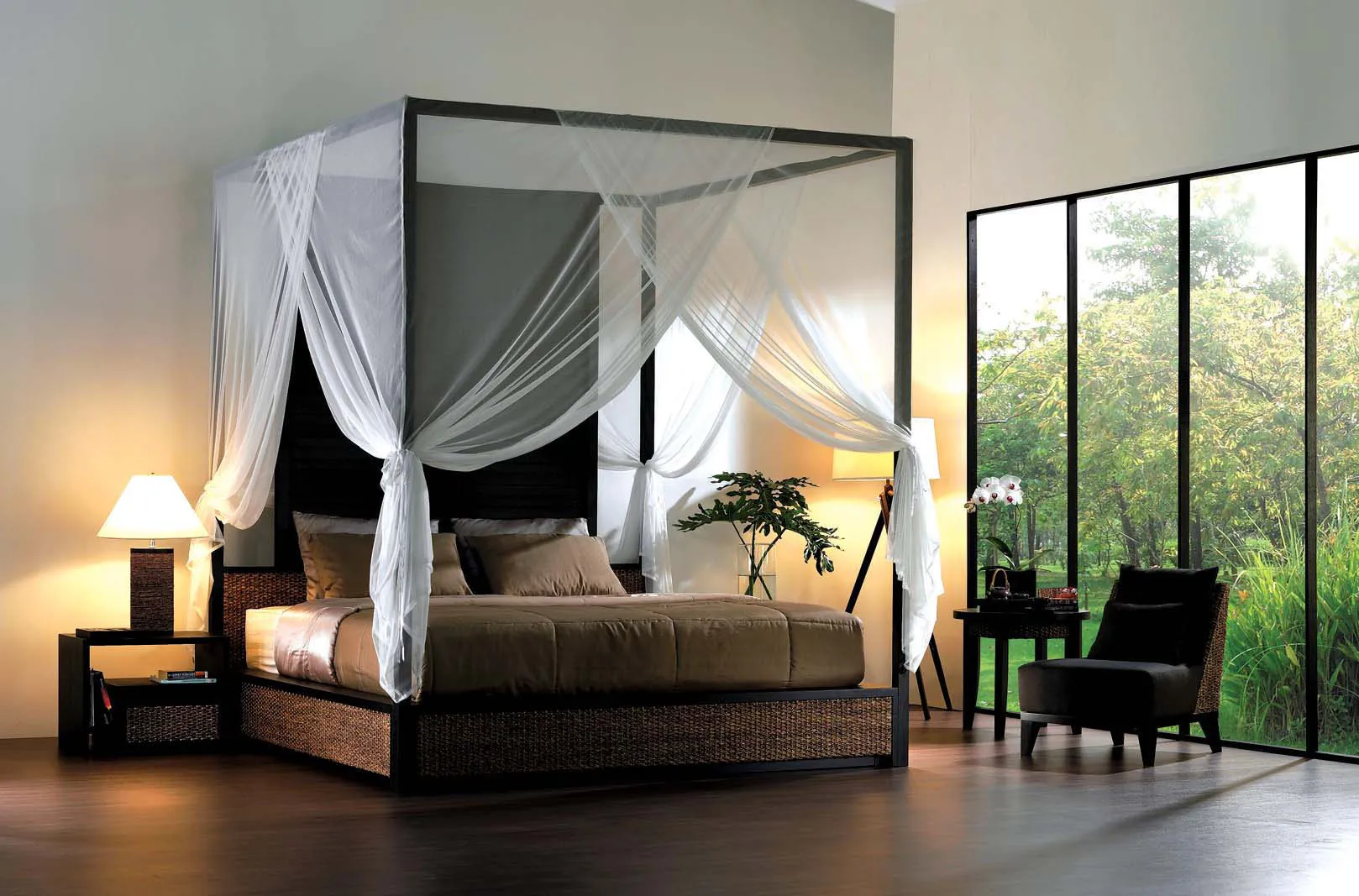 Curtain bed